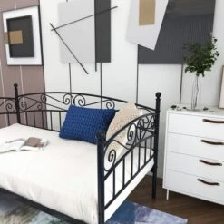 Metal Daybed Frame Multifunctional Mattress Foundation/Bed Sofa With Headboard, Twin, Black